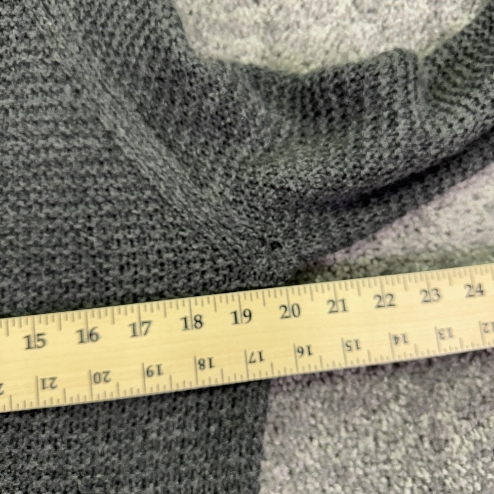 American Eagle Sweater Womens Small Gray Waffle Knit Button Cardigan Cropped - Picture 3 of 6
